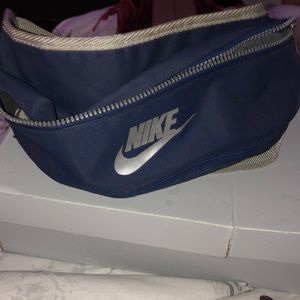 Nike fanny pack